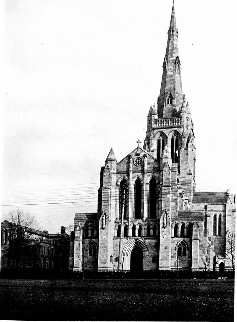 An illustration from American churches ... A series of authoritative articles on designing, planning, heating, ventilating, lighting and general equipment of churches as demonstrated by the best practice in the United States, 1915, leaf 366