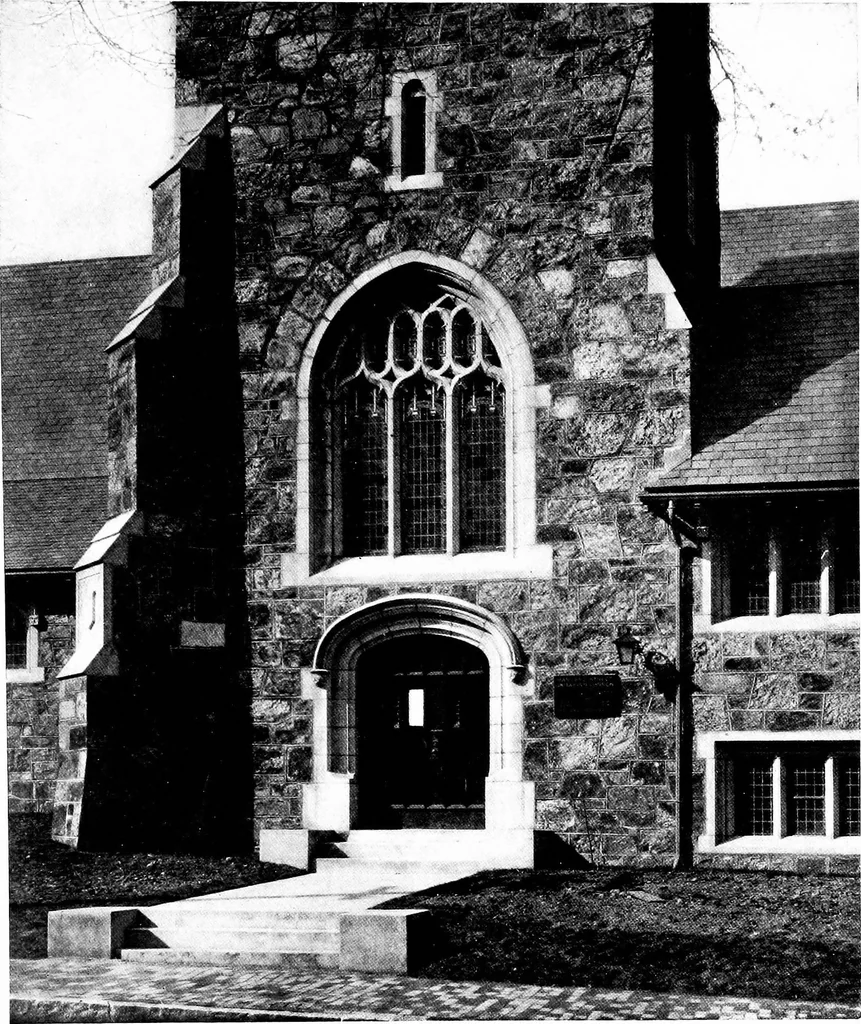 An illustration from American churches ... A series of authoritative articles on designing, planning, heating, ventilating, lighting and general equipment of churches as demonstrated by the best practice in the United States, 1915, leaf 438