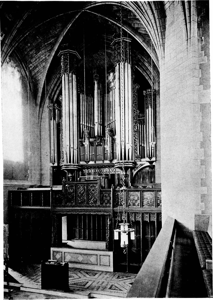 An illustration from American churches ... A series of authoritative articles on designing, planning, heating, ventilating, lighting and general equipment of churches as demonstrated by the best practice in the United States, 1915, leaf 72