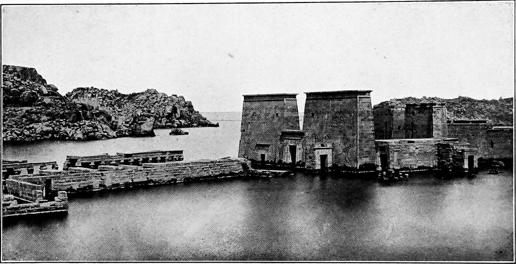 An illustration from A report on the temples of Philae, 1908, leaf 5