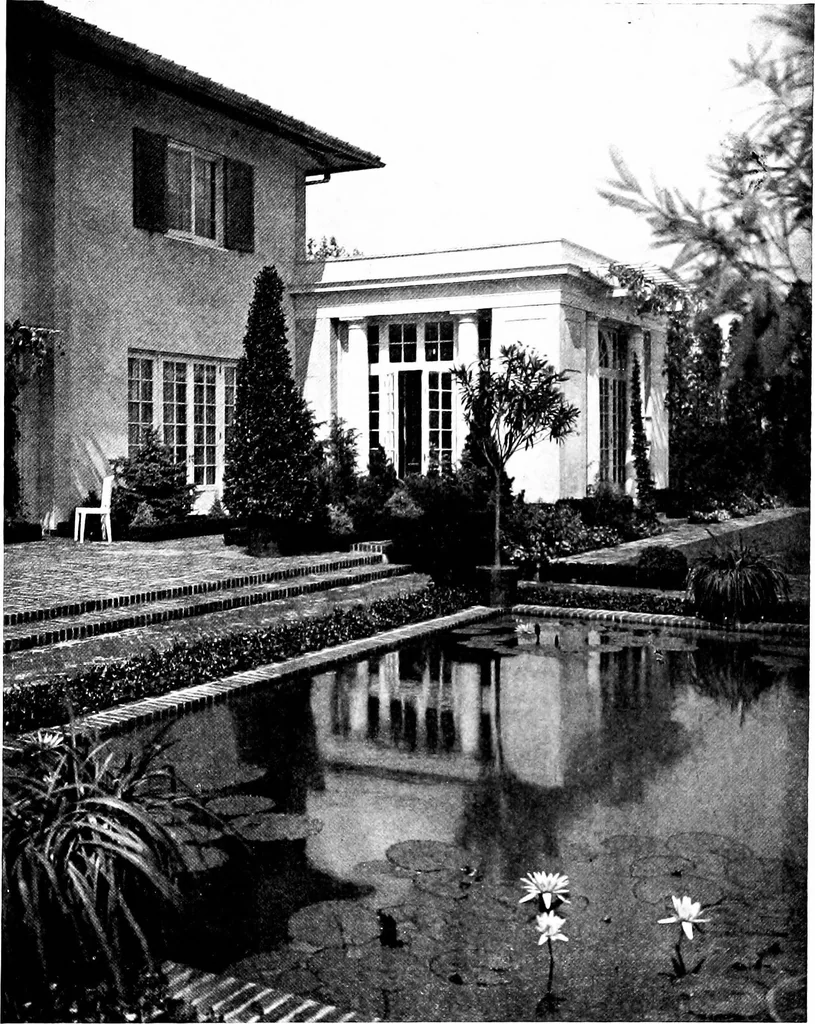 An illustration from The livable house, its garden, 1917, leaf 132