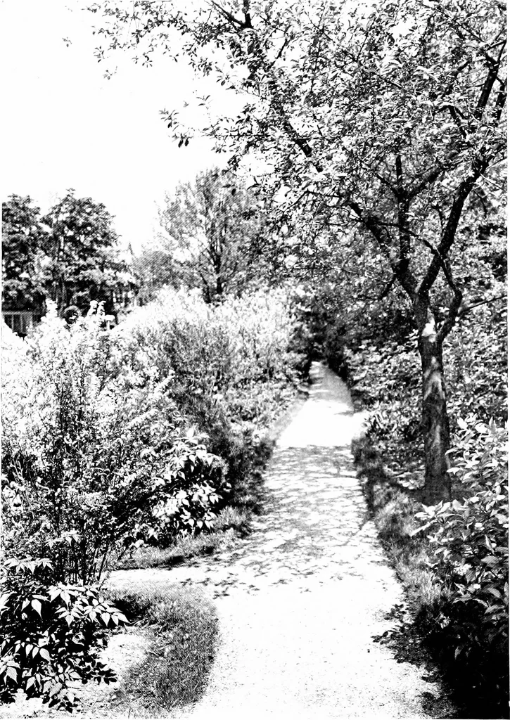 An illustration from The livable house, its garden, 1917, leaf 94