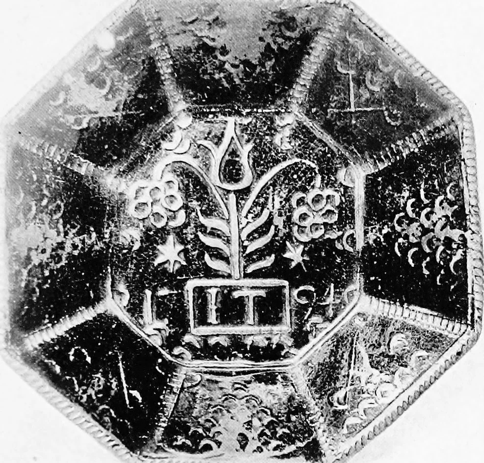 An illustration from The practical book of early American arts and crafts, 1916, leaf 294
