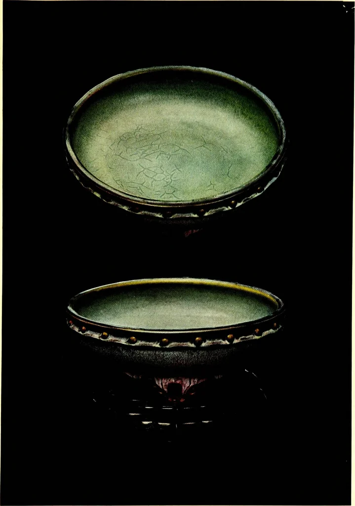 An illustration from Chinese pottery of the Han, Tʻang and Sung dynasties, 1917, leaf 99
