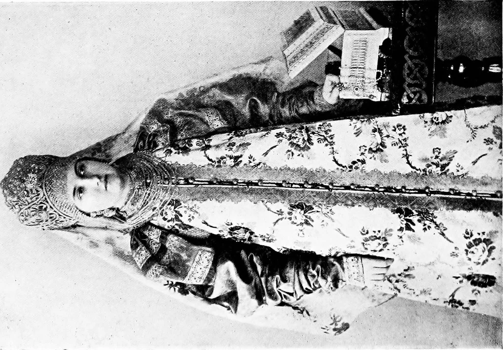 An illustration from Peasant art in Russia, 1912, leaf 41