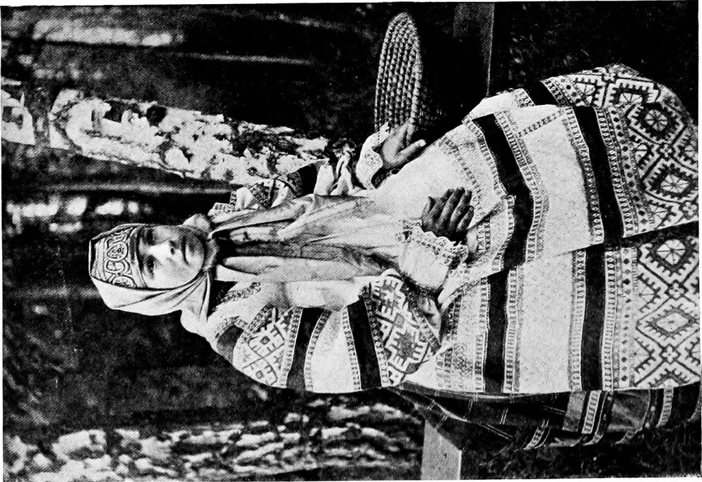 An illustration from Peasant art in Russia, 1912, leaf 47