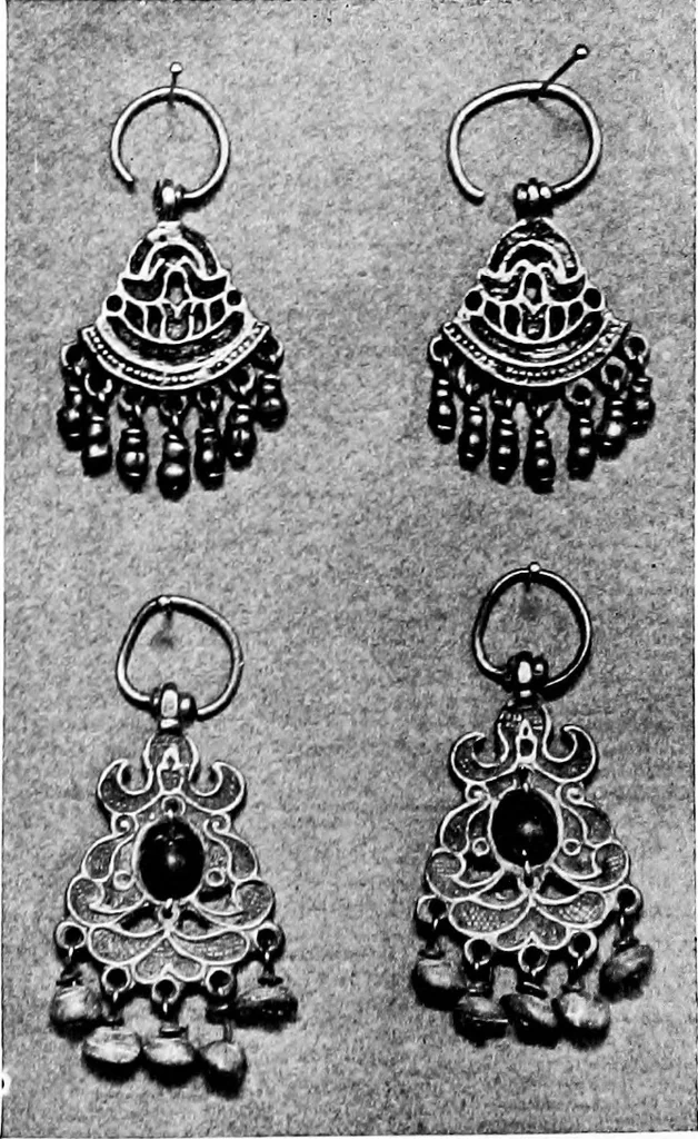 An illustration from Peasant art in Russia, 1912, leaf 89