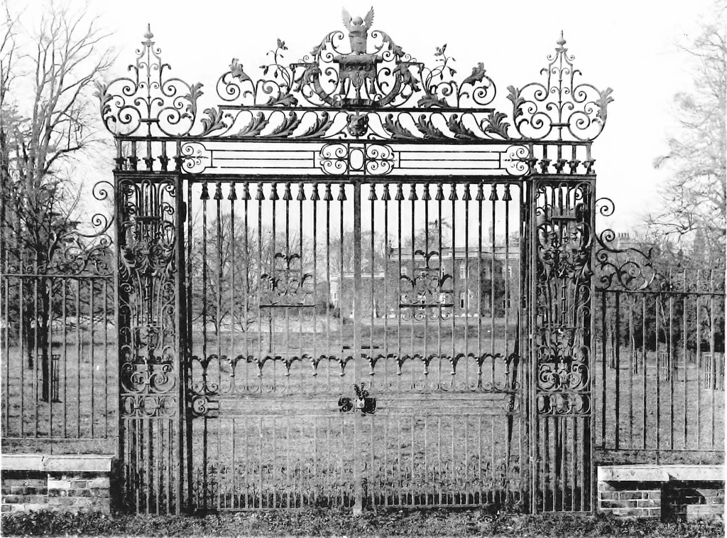 An illustration from English ironwork of the XVIIth & XVIIIth centuries; an historical & analytical account of the development of exterior smithcraft, 1911, leaf 164