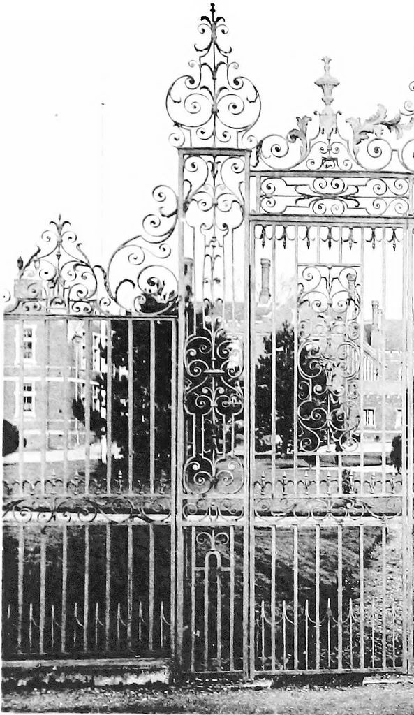 An illustration from English ironwork of the XVIIth & XVIIIth centuries; an historical & analytical account of the development of exterior smithcraft, 1911, leaf 184