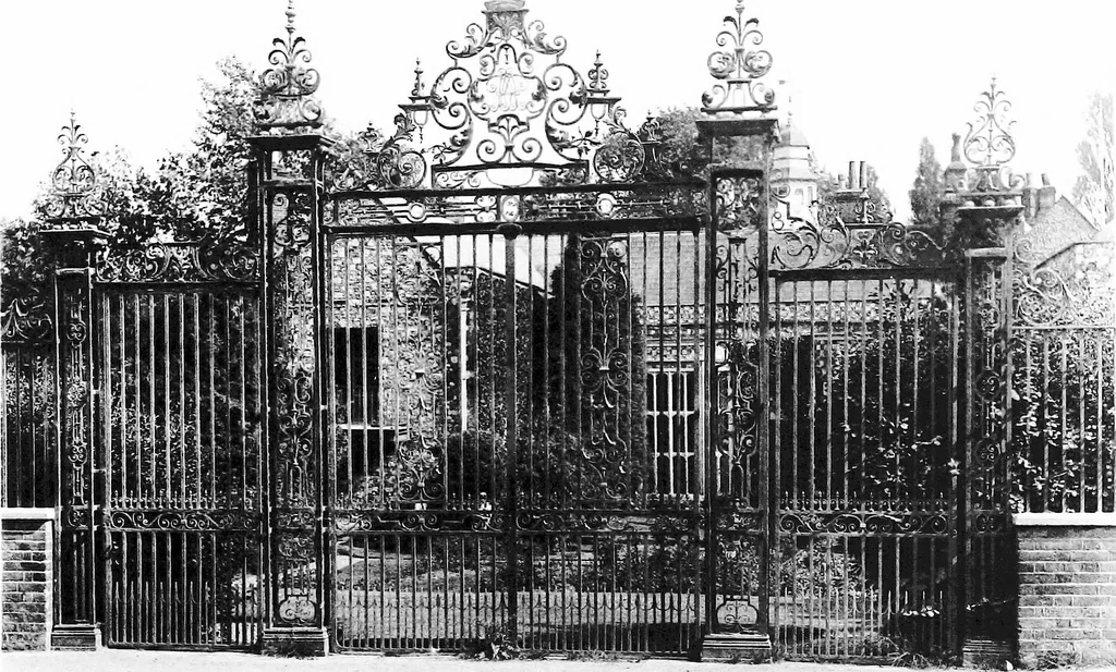 An illustration from English ironwork of the XVIIth & XVIIIth centuries; an historical & analytical account of the development of exterior smithcraft, 1911, leaf 187