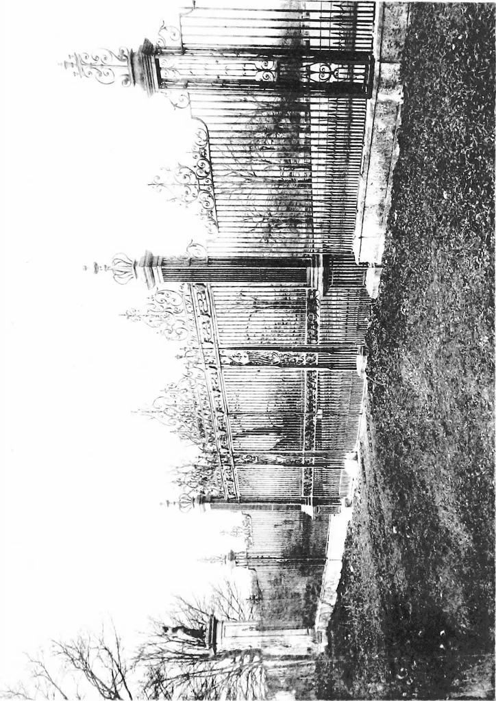 An illustration from English ironwork of the XVIIth & XVIIIth centuries; an historical & analytical account of the development of exterior smithcraft, 1911, leaf 190