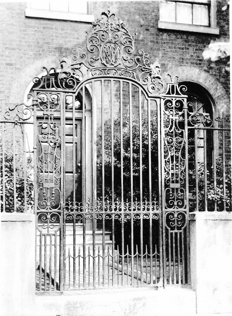 An illustration from English ironwork of the XVIIth & XVIIIth centuries; an historical & analytical account of the development of exterior smithcraft, 1911, leaf 292