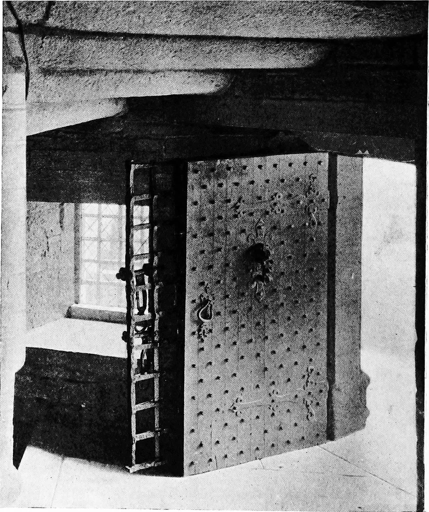 An illustration from English ironwork of the XVIIth & XVIIIth centuries; an historical & analytical account of the development of exterior smithcraft, 1911, leaf 55