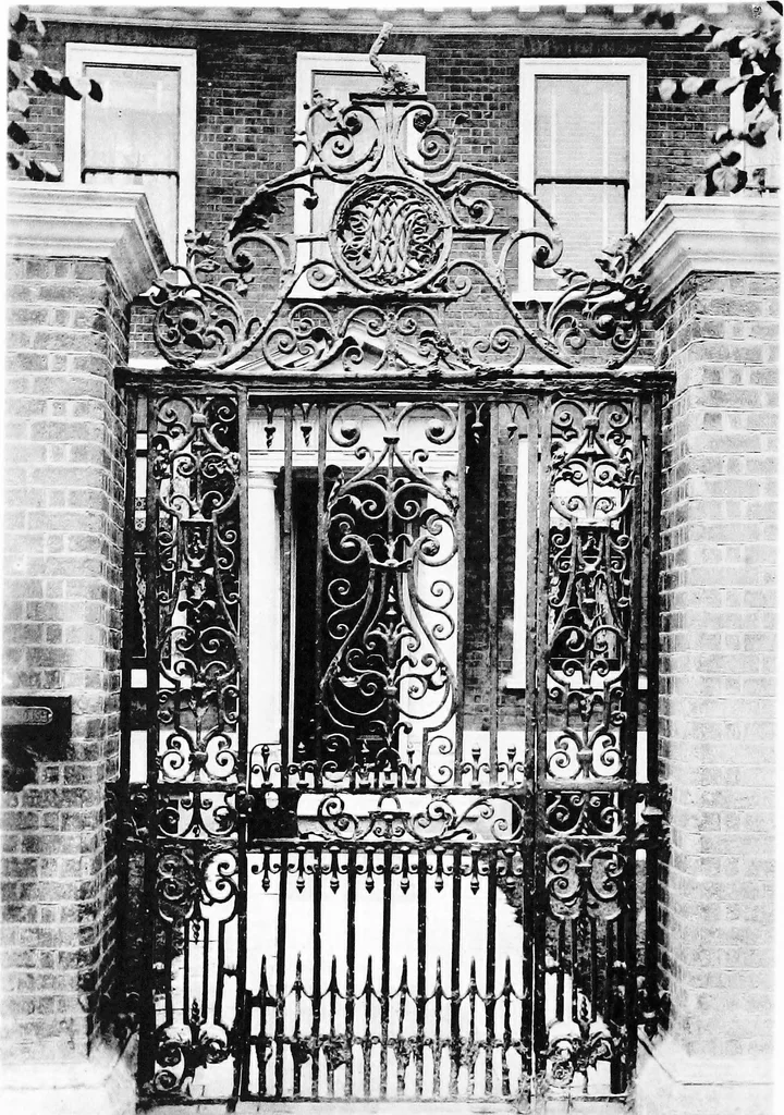 An illustration from English ironwork of the XVIIth & XVIIIth centuries; an historical & analytical account of the development of exterior smithcraft, 1911, leaf 9