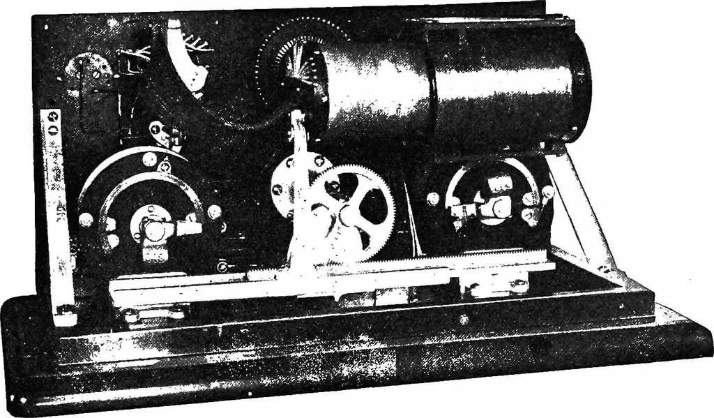 An illustration from Practical wireless telegraphy; a complete text book for students of radio communication, 1917, leaf 163