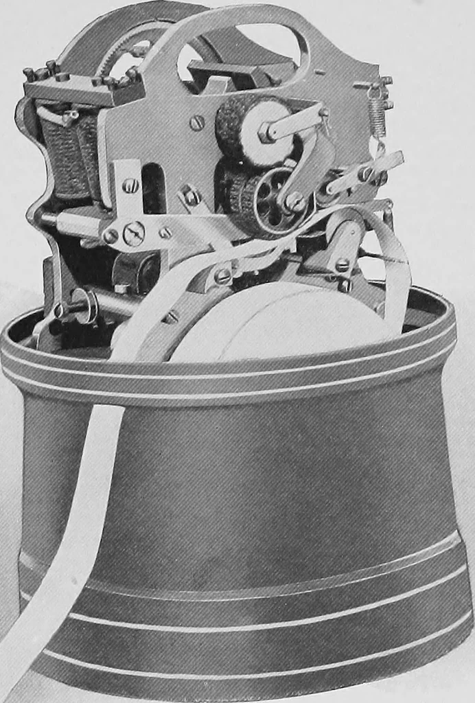 An illustration from Telephones and telegraphs: 1902 : [and Municipal electric fire alarm and police patrol systems], 1906, leaf 156