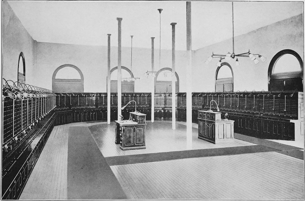 An illustration from Telephones and telegraphs: 1902 : [and Municipal electric fire alarm and police patrol systems], 1906, leaf 78