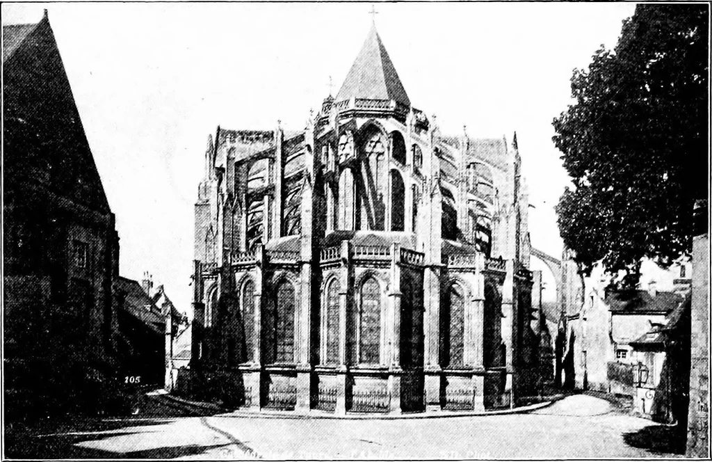 An illustration from Summer holidays among the glories of France, her cathedrals and churches, 1902, leaf 113