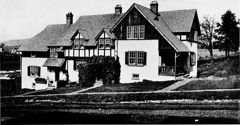 An illustration from Industrial housing, 1920, leaf 36
