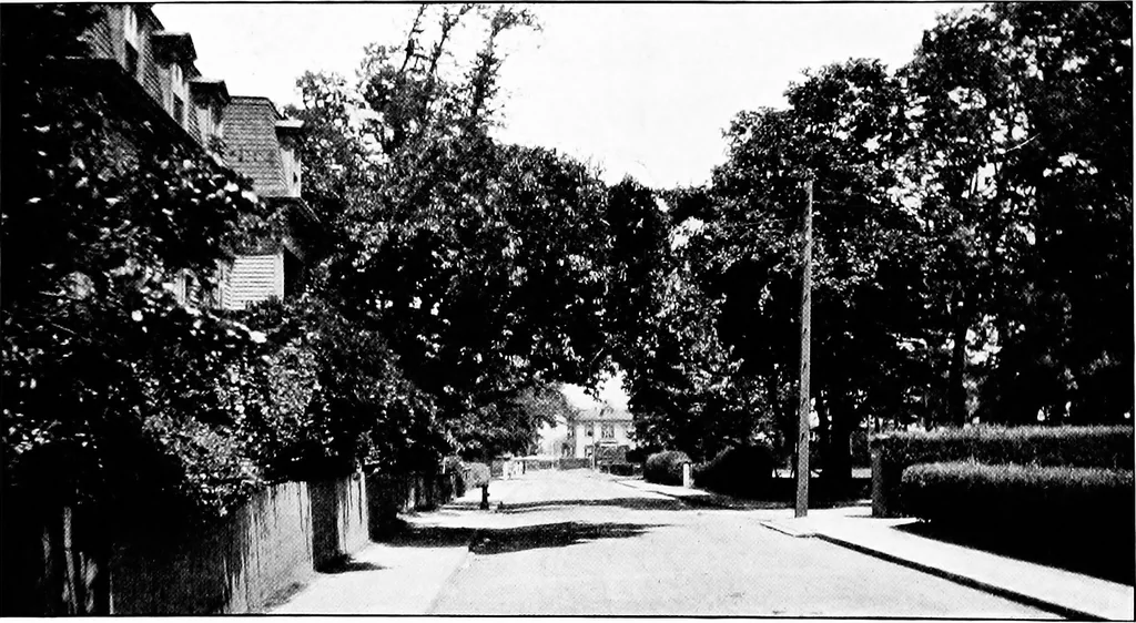 An illustration from Proposed improvements for Newport;, 1913, leaf 33