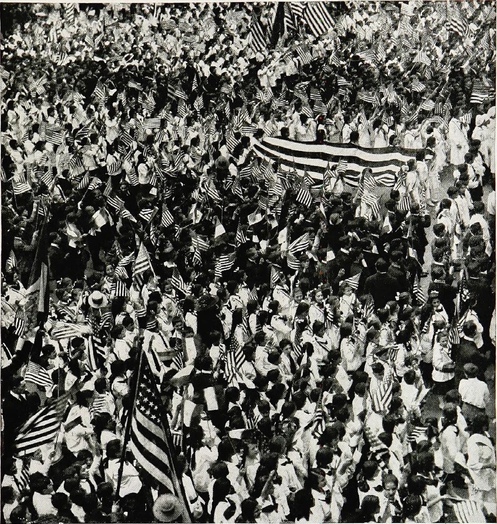 An illustration from Flags of the world, 1917, leaf 136