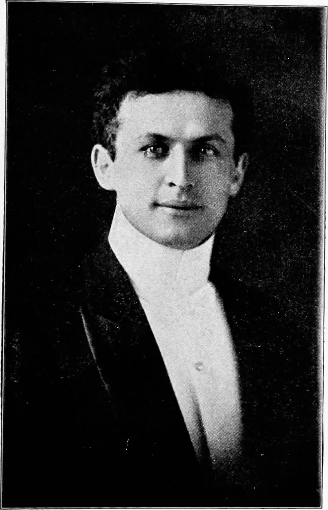 An illustration from The old and the new magic, 1906, leaf 346