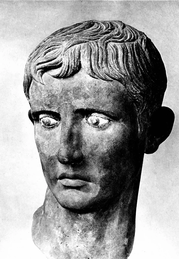 An illustration from Marbles and bronzes; fifty plates from selected subjects in the Department of Greek and Roman Antiquities, 1914, leaf 100