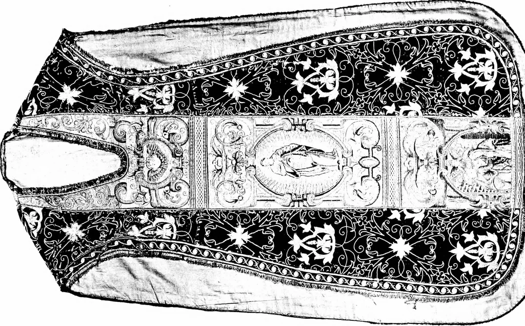 An illustration from The Franco-British exhibition of textiles 1921, 1922, leaf 124