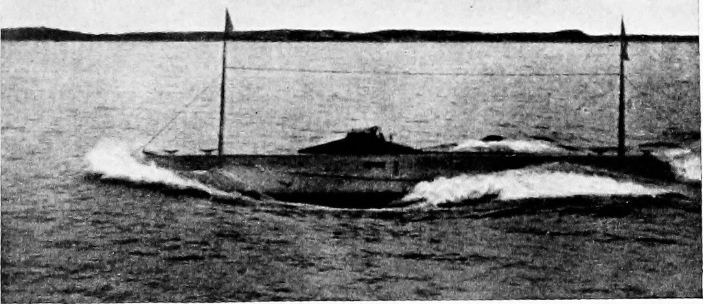 An illustration from The submarine in war and peace; its developments and its possibilities, 1918, leaf 244