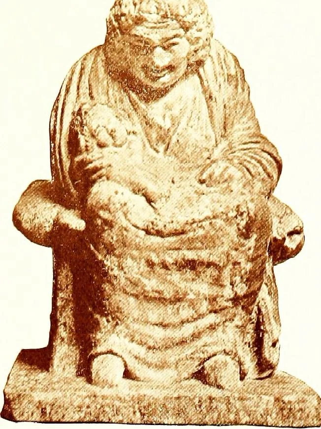 An illustration from Greek terracotta statuettes, 1899, leaf 153