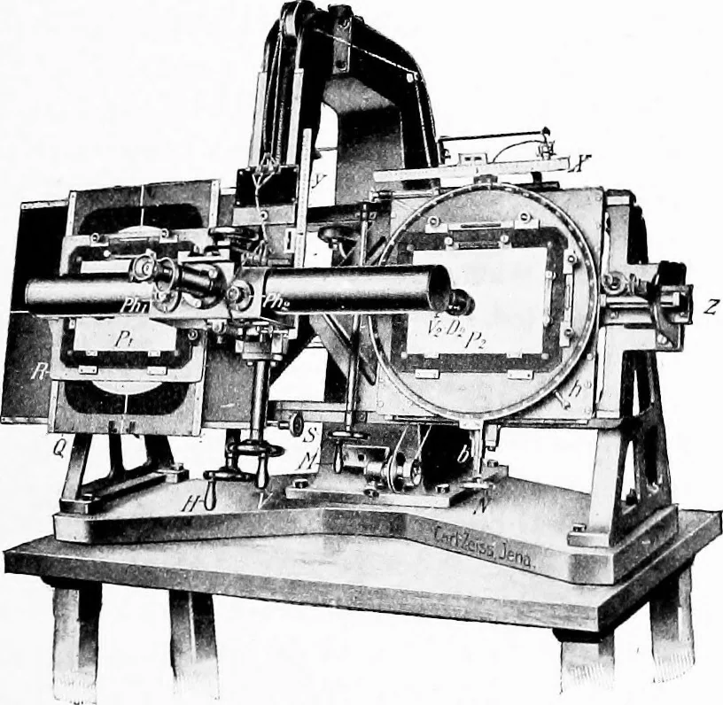 An illustration from Spectroscopy, 1918, leaf 169