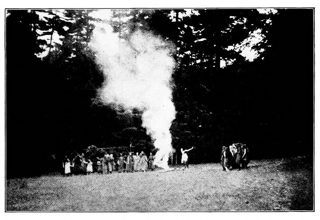An illustration from Play and recreation for the open country, 1914, leaf 153