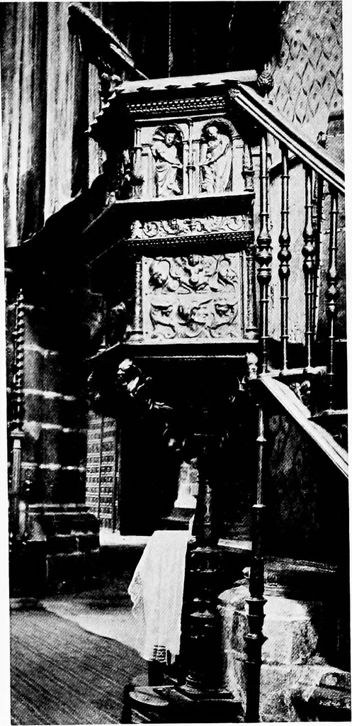 An illustration from Spanish ironwork, 1915, leaf 260