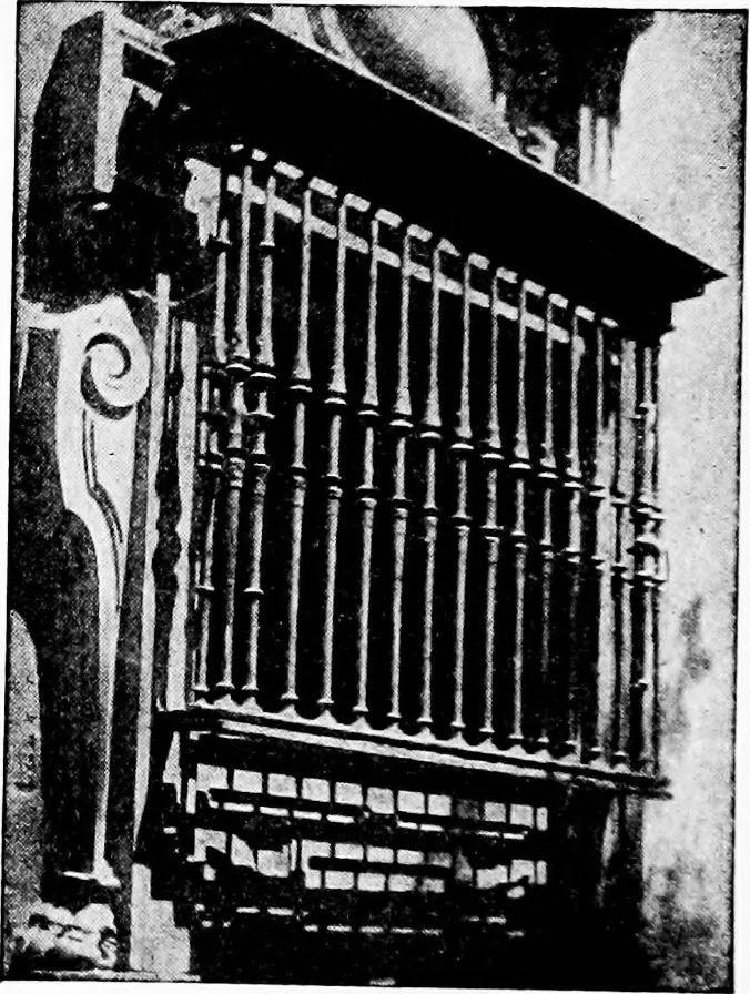 An illustration from Spanish ironwork, 1915, leaf 263