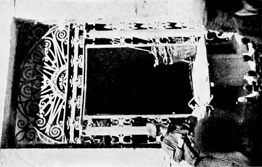 An illustration from Spanish ironwork, 1915, leaf 308