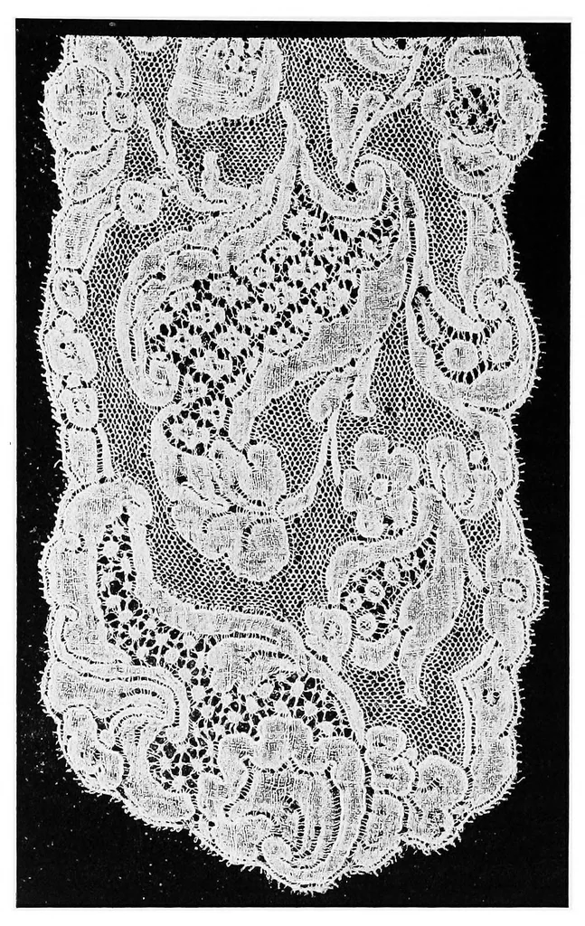 An illustration from Point and pillow lace : a short account of various kinds, ancient and modern, and how to recognise them, 1899, leaf 172