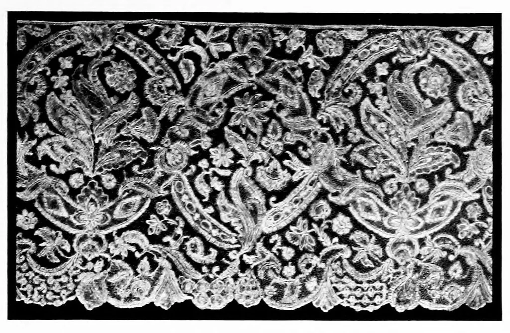 An illustration from Collection of antique laces and brocades of Max Littwitz, 1900, leaf 28