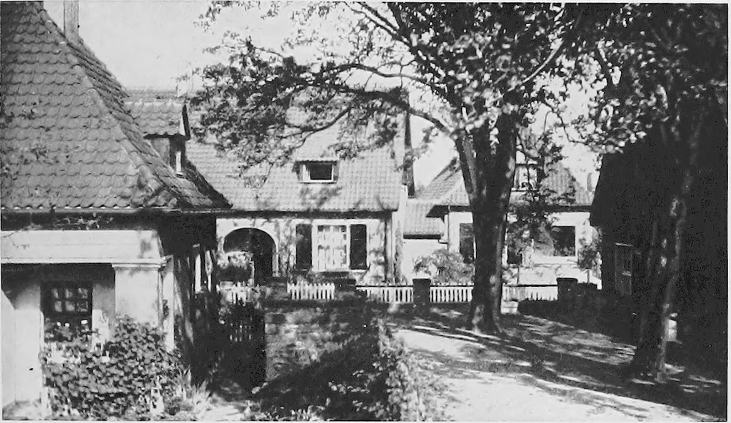 An illustration from City planning, with special reference to the planning of streets and lots, 1916, leaf 336