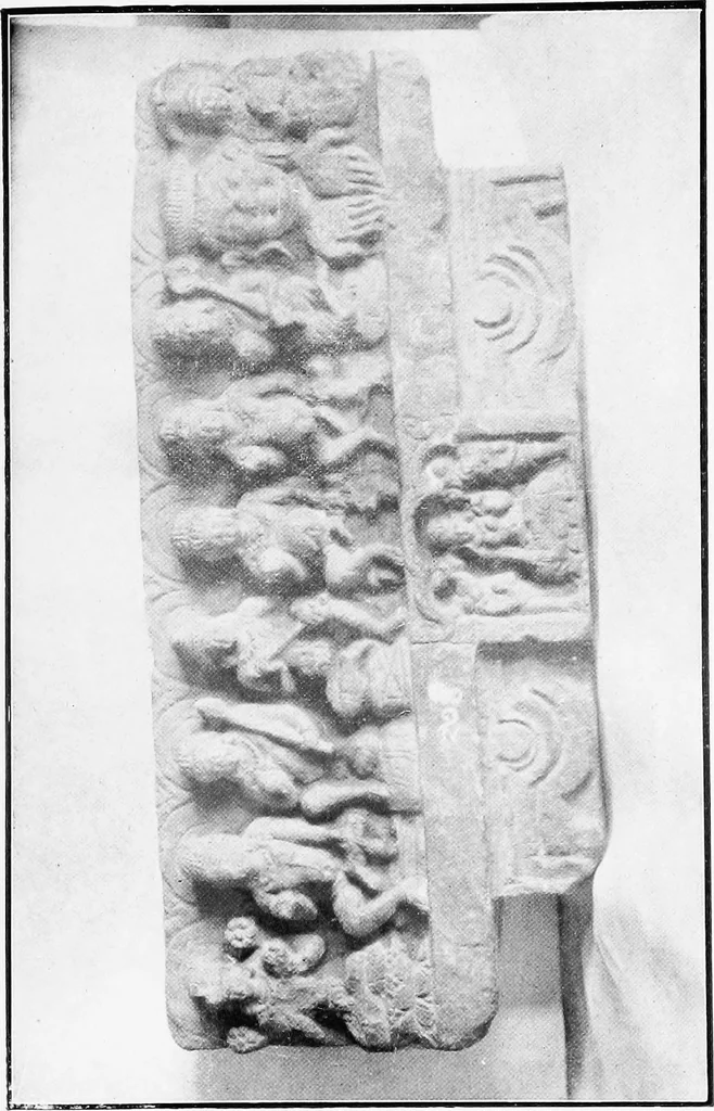 An illustration from Handbook to the sculptures in the Museum of the Bangiya Sahitya Parishad, 1922, leaf 136