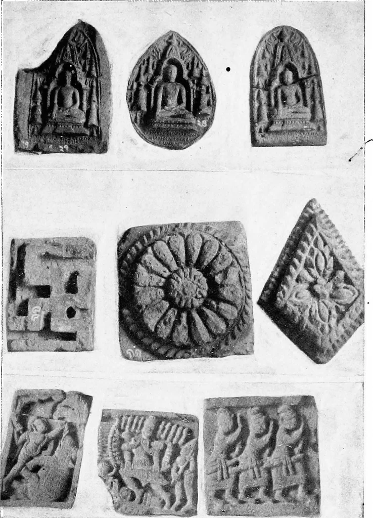 An illustration from Handbook to the sculptures in the Museum of the Bangiya Sahitya Parishad, 1922, leaf 196