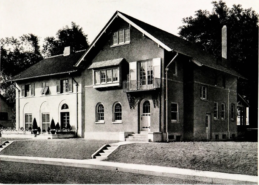 An illustration from Fireproof construction : for houses and other buildings of moderate cost, 1911, leaf 32