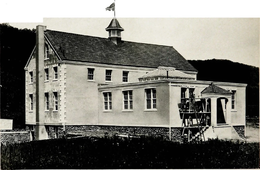 An illustration from Fireproof construction : for houses and other buildings of moderate cost, 1911, leaf 69
