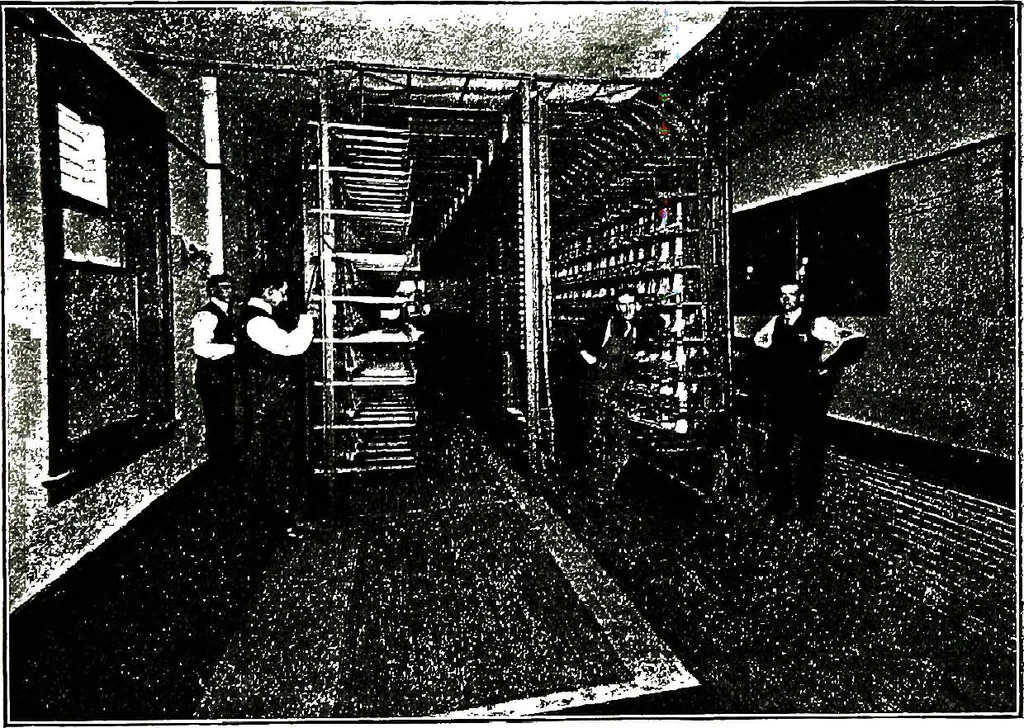 An illustration from American telephone practice, 1905, leaf 705