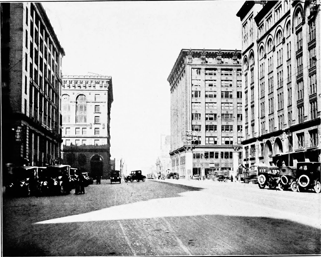 An illustration from Problems of St. Louis, being a description, from the city planning standpoint, of past and present tendencies of growth, with general suggestions for impending issues and necessary future improvements. The City Plan Commission, St. Louis, Mo., Harland Bartholomew, engineer, 1917, leaf 77
