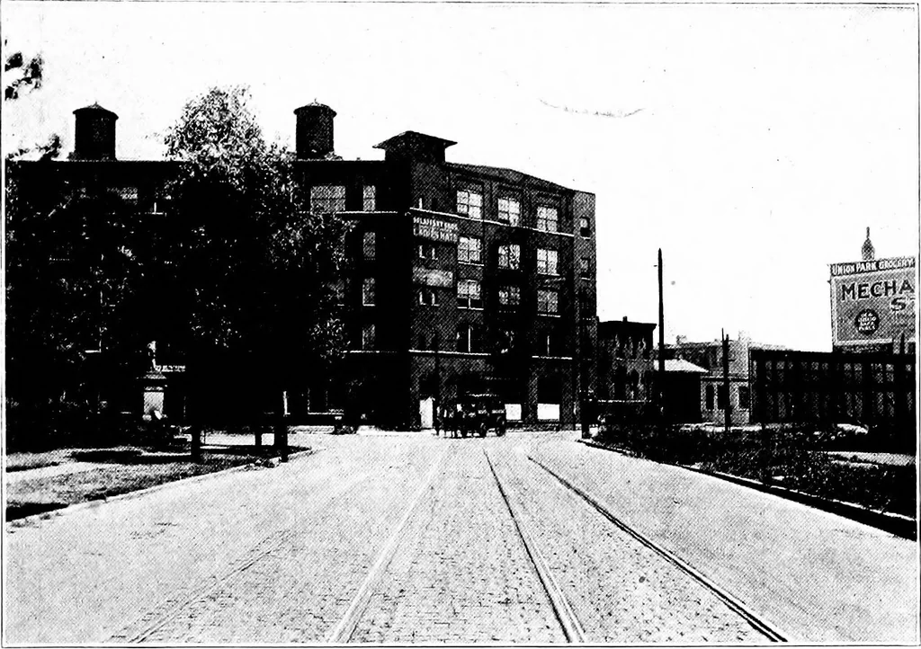 An illustration from Board of Local Improvements : City of Chicago, 1921, leaf 14