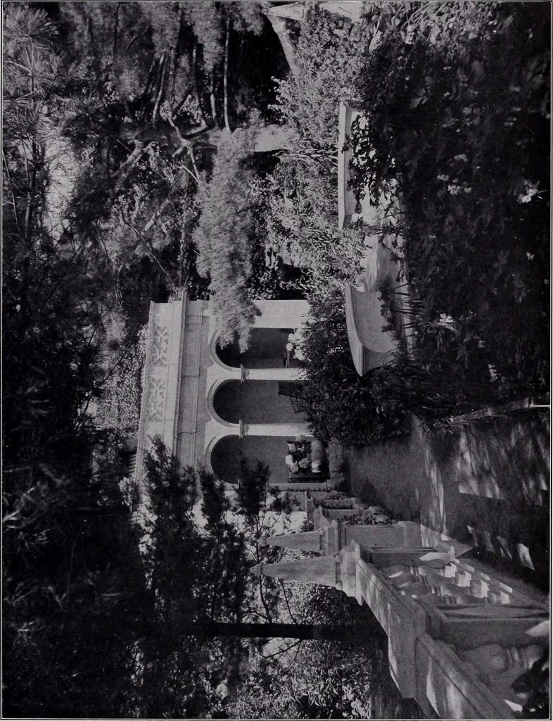 An illustration from Current architecture: published in connection with a joint exibition [sic] held in Boston November 1916, 1916, leaf 18