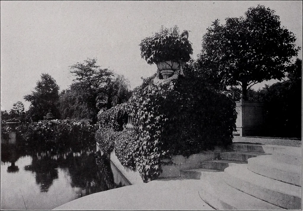 An illustration from Current architecture: published in connection with a joint exibition [sic] held in Boston November 1916, 1916, leaf 19