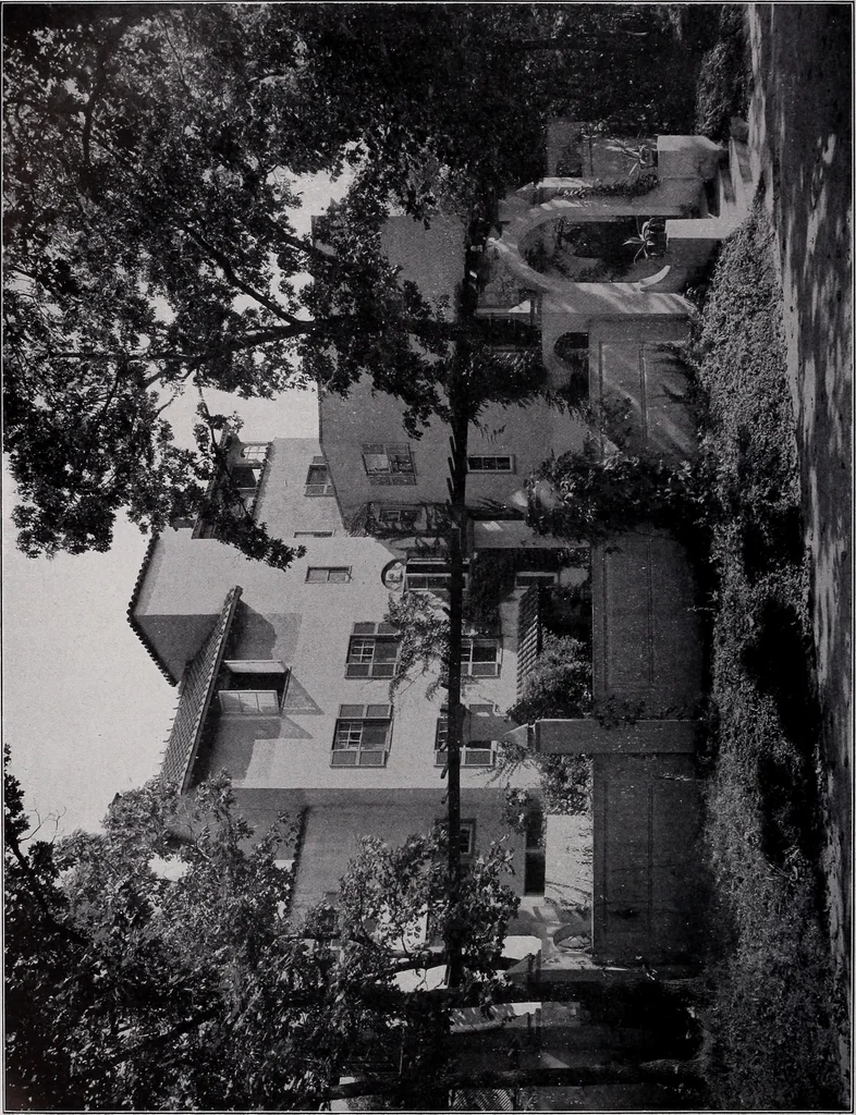 An illustration from Current architecture: published in connection with a joint exibition [sic] held in Boston November 1916, 1916, leaf 23