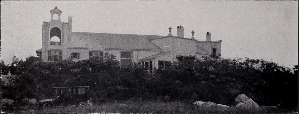 An illustration from Current architecture: published in connection with a joint exibition [sic] held in Boston November 1916, 1916, leaf 29