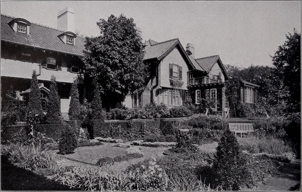 An illustration from Current architecture: published in connection with a joint exibition [sic] held in Boston November 1916, 1916, leaf 47